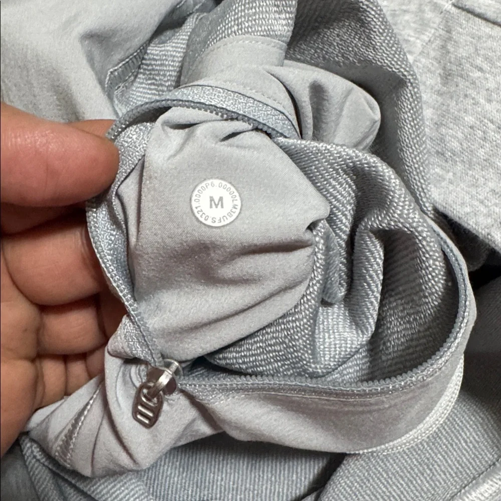 Lululemon sweatshirt - Picture 9 of 9